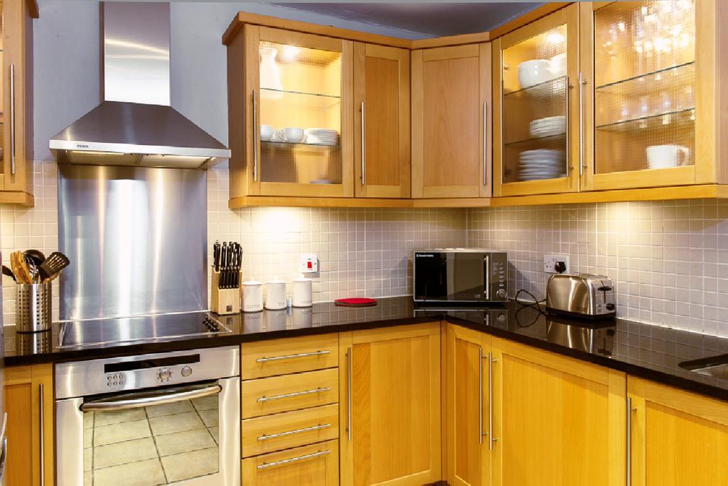 Royal Mile Mansions 14 Apartment เอดินบะระ ภายนอก รูปภาพ
